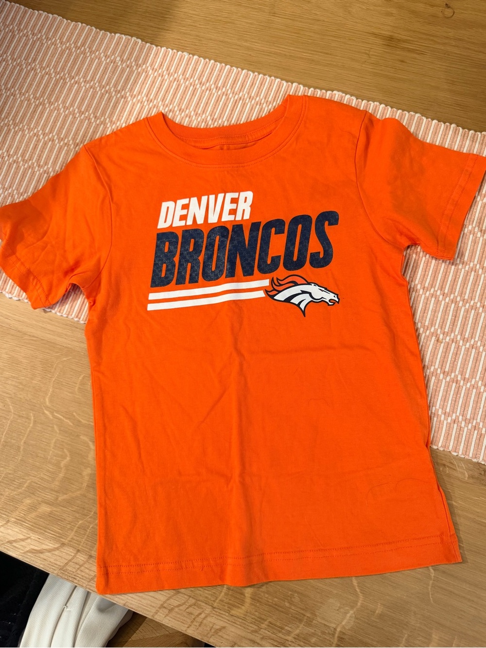 **NWOT** Kids Denver Broncos Short-Sleeve Tee with embossed letters XS (4-5)